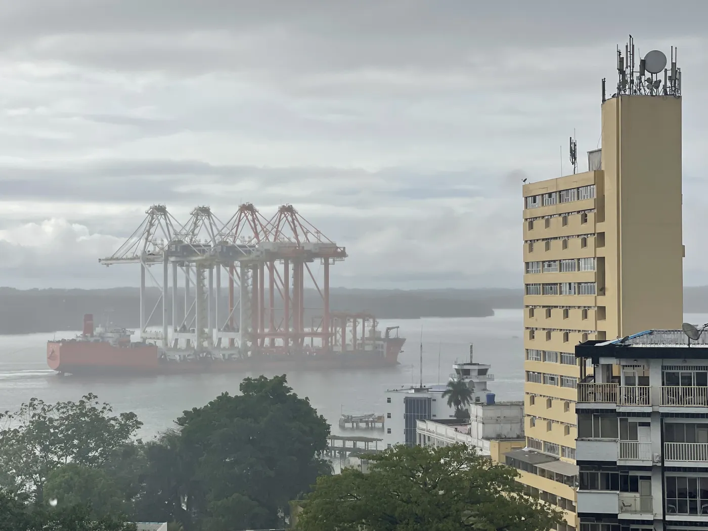 Zona Portuaria de Buenaventura: entre la competitividad portuaria y el estancamiento del bienestar social